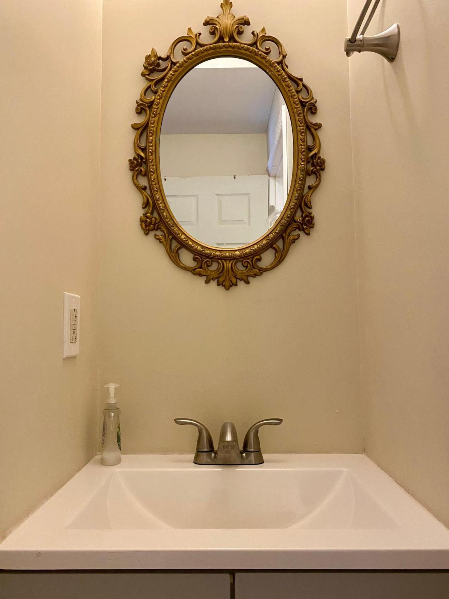 Historic Townhouse Oasis With En-Suite Bathroom Philadelphia Ruang foto